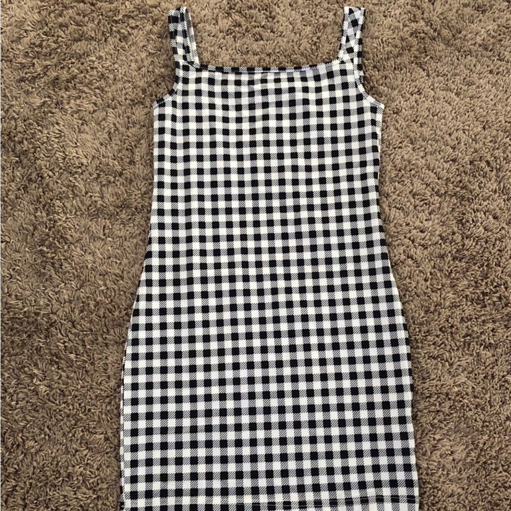Chic Black and White Checkered Dress